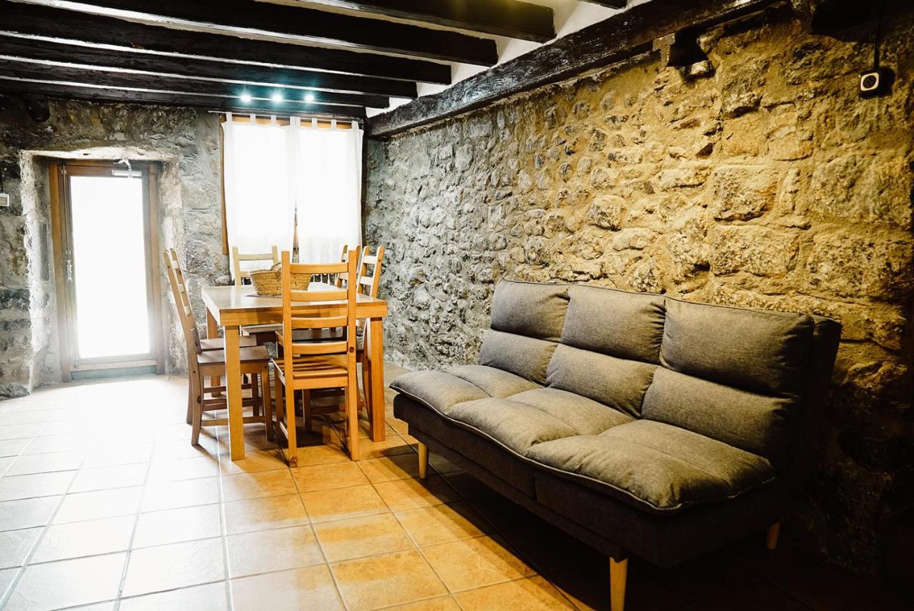 Cases Altes De Posada Naves  Luaran gambar